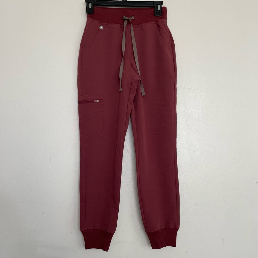 Women’s FIGS High Waisted Zamora Jogger Scrub Pants Dark Cherry 3088 Size XXSP